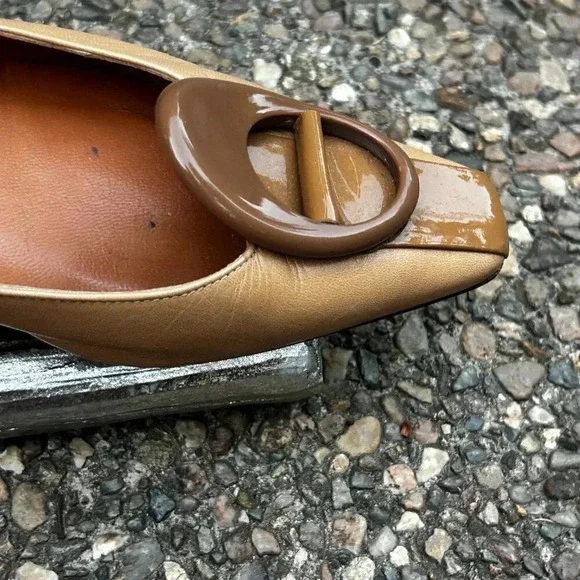 Diane B Vintage Camel Buckle Toe Leather Flats - Picture 10 of 11